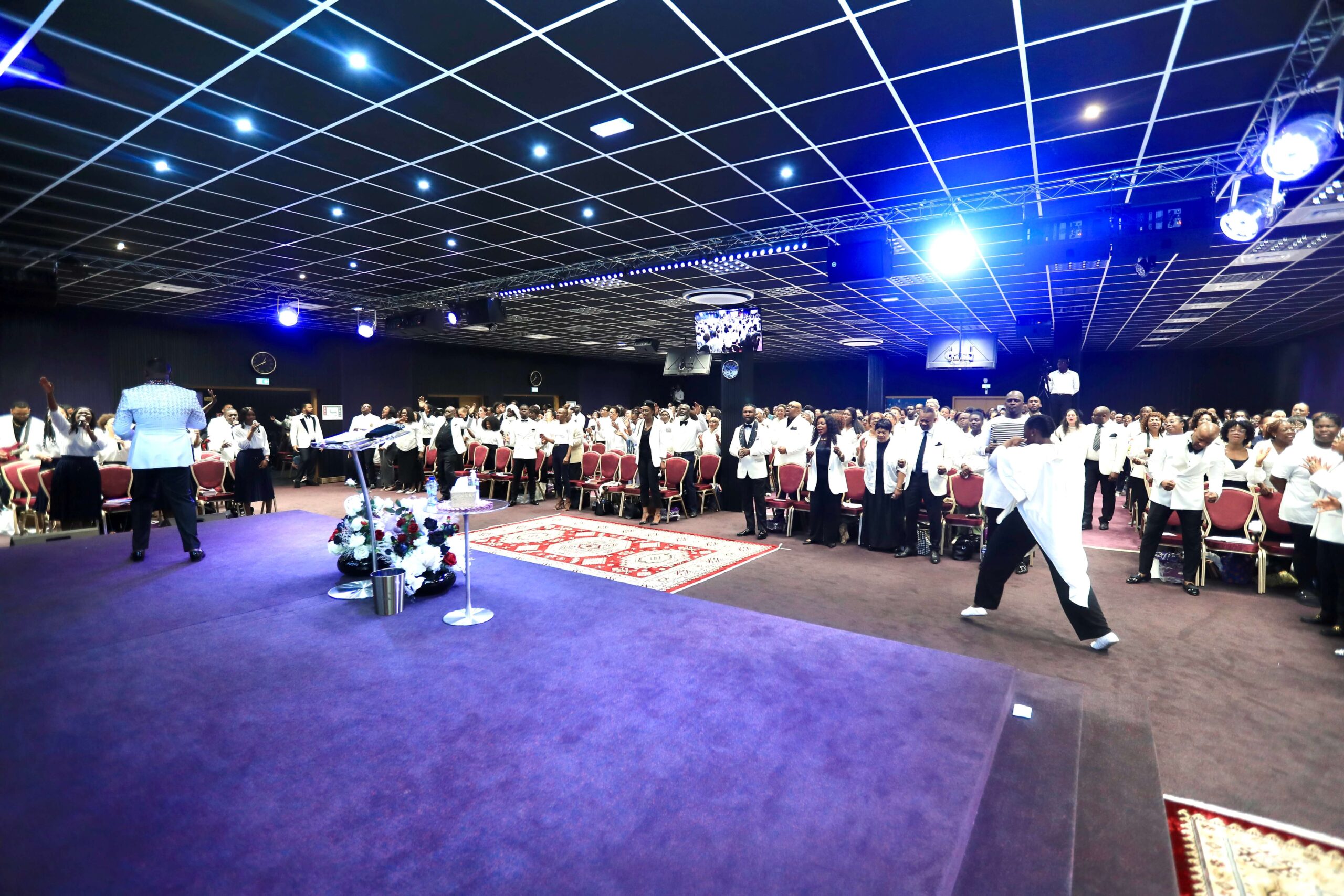 ACCR World Mission, église évangélique multiculturelle fondée par J.P. Makanzu à Lille