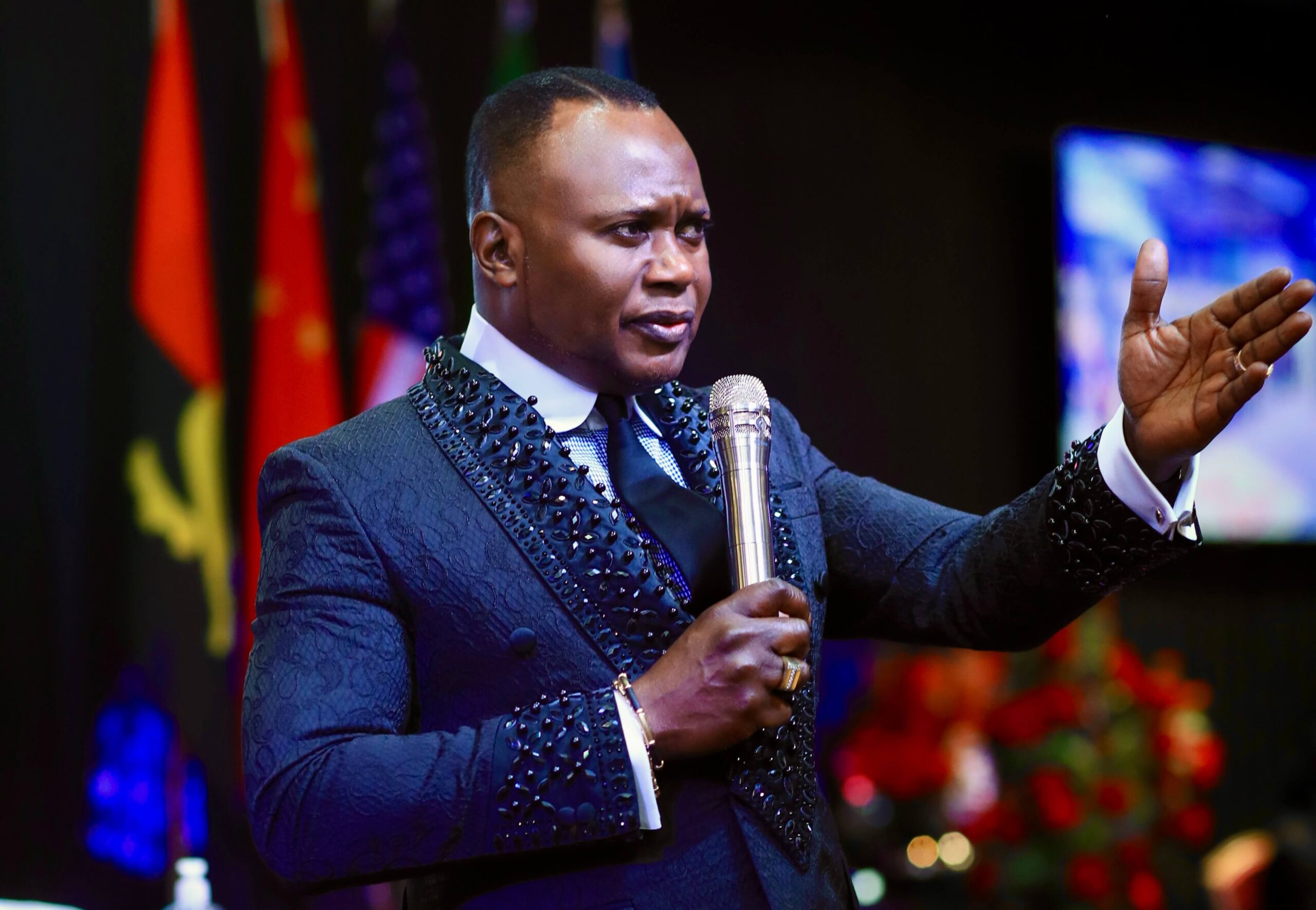 J.P. Makanzu, conférencier leadership et coach business chrétien, en conférence